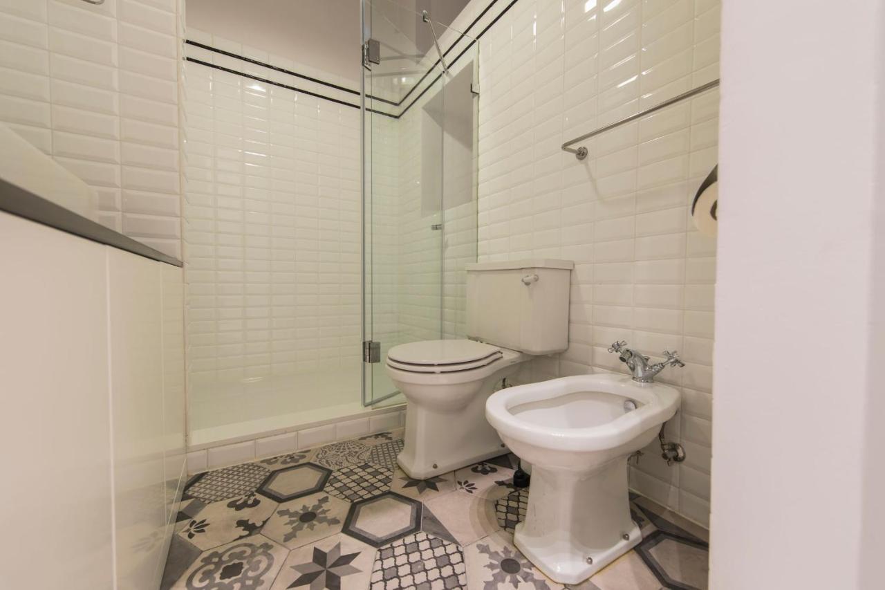 Lovelystay - 3 Bedroom Downtown Wonderwall Lisbona Esterno foto